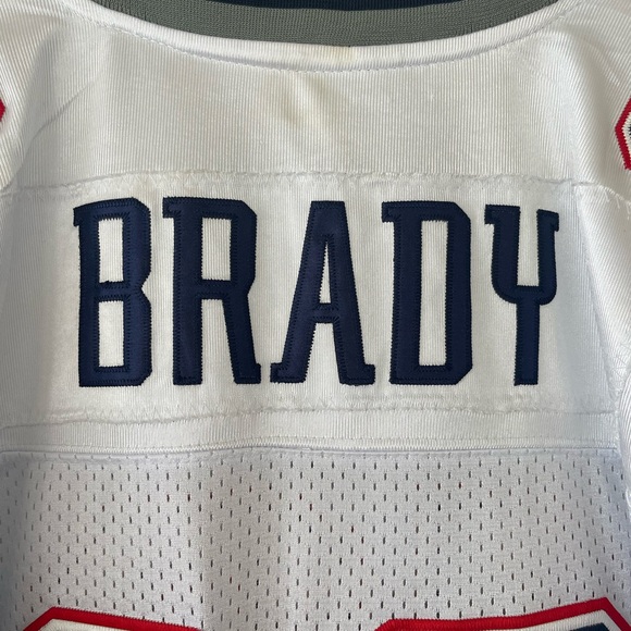 Tom Brady PATRIOTS Jersey NFL Reebok Sz 48 Sewn Numbers - Picture 5 of 10